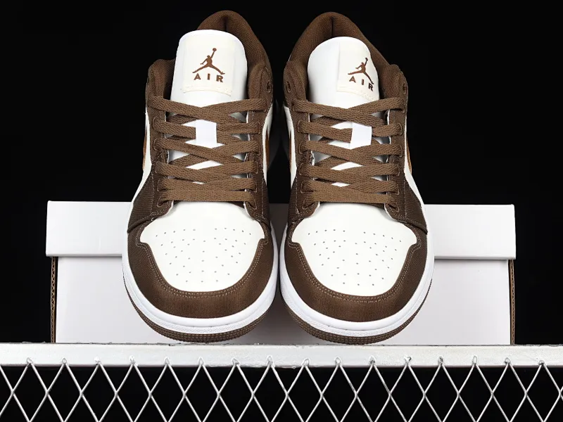 All categories Air Jordan Jordan series basketball shoes Air Jordan 1 Low Z version Air Jordan 1 Low "Mocha Toe" AJ1 Joe 1 Mocha low-top cultural and leisure sports sneakers DV0426-301